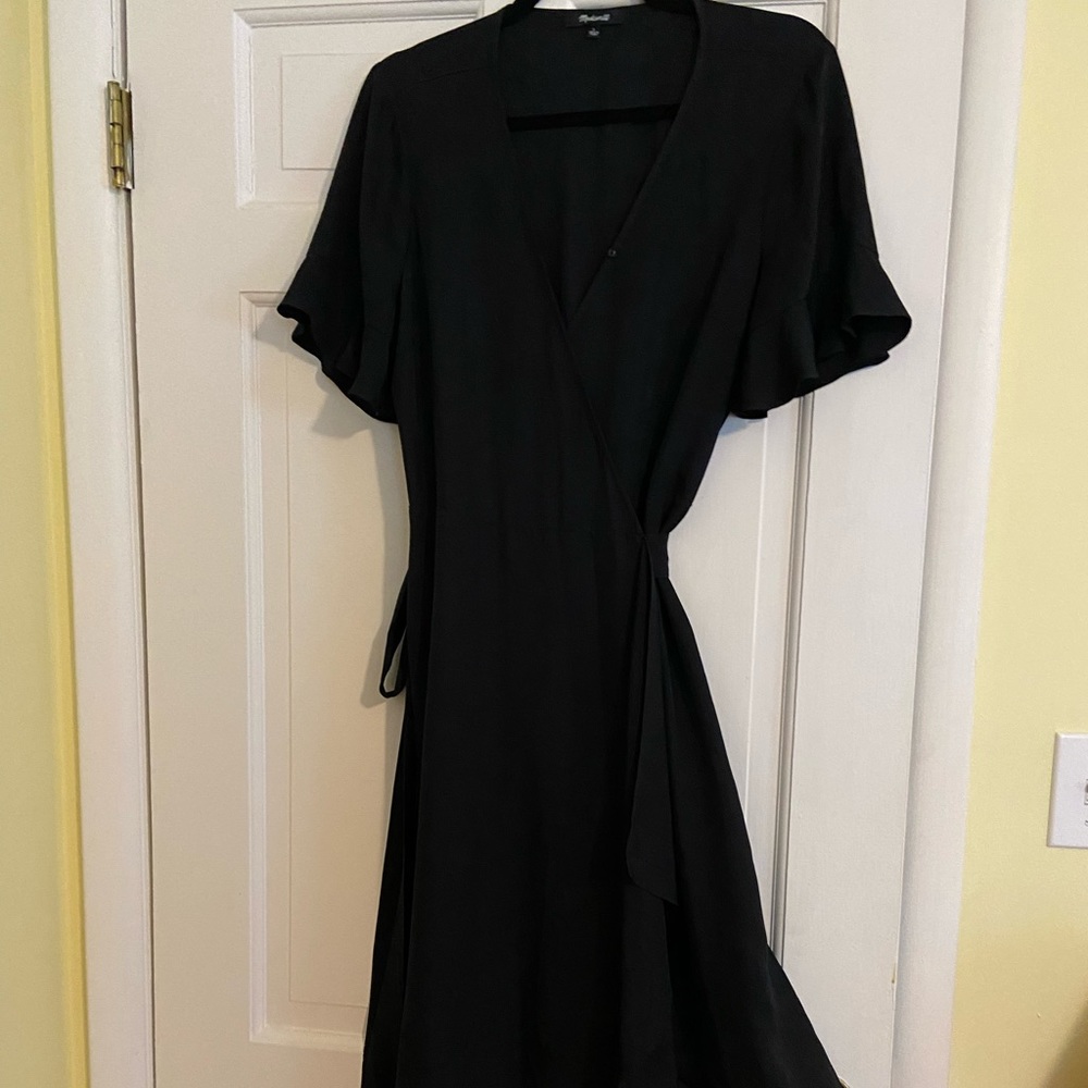 Madewell solid black wrap dress. Size L
